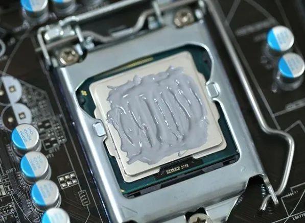 Thermal silicone gasket and thermal grease which is better?
