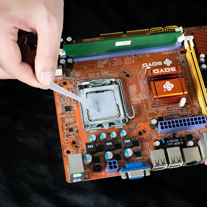 Is the viscosity of thermal grease high? How is the bonding performance?