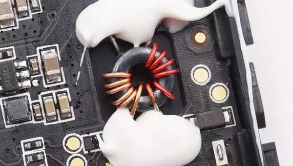 Does silicone sealant corrode metal or plastic?
